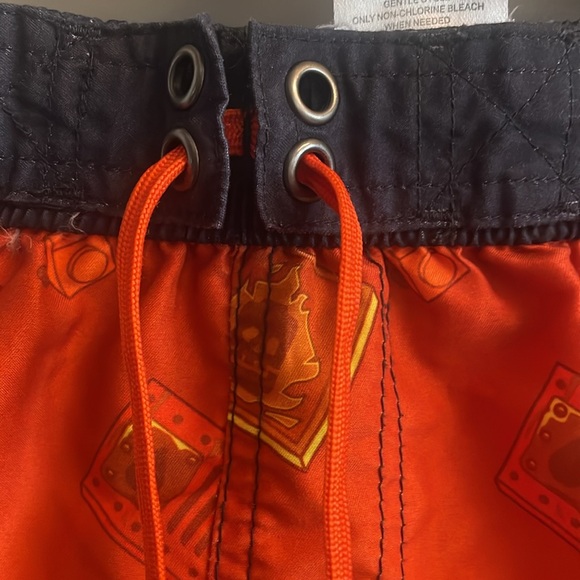 Boys, Size S 6/7 Lego Movie Swim trunks - Picture 4 of 8
